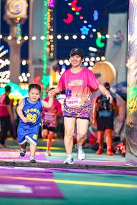 BIB: 000, 18899
                            <button type="button" onclick="openModal(24686574)" class="btn btn-primary btn-sm float-right btn-popup" data-toggle="modal" data-target=".modal-high-quality">
                        <i class="fas fa-shopping-cart"></i> Add to Cart
                    </button>
                                            <button type="button" onclick="isThisMe(24686574, true)" class="btn btn-success btn-sm float-right btn-popup btn-isme hidden" data-toggle="tooltip" data-placement="bottom" title="นี่คือรูปของคุณใช่ไหม คลิกที่นี่เพื่อเอาเข้าอัลบั้ม">
                        <i class="fas fa-plus"></i> Add to album
                    </button>
                    <button type="button" onclick="isThisMe(24686574, false)" class="btn btn-warning btn-sm float-right btn-popup btn-isnotme hidden">
                        <i class="fas fa-ban"></i> Remove from album
                    </button>